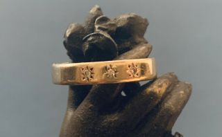 Australian Antique Gold Friendship Ring with 3 diamonds in Starburst Design.  SZ 7 3