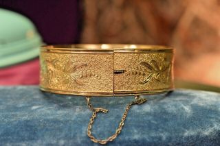 Estate Vintage 1/20 12k Gold Filled Wide Hinged Bangle Bracelet