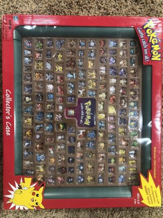 Hasbro Pokemon Collectors Case (nib) With 151 Figures,  Exclusive Togepi Figure