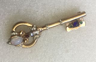 Vtg 1950s Coro Craft Pegasus Sterling Silver Jelly - Belly Cabochon Key Pin Brooch 2