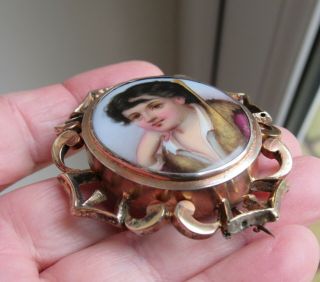 LARGE ANTIQUE VICTORIAN HAND PAINTED PORCELAIN PORTRAIT PINCHBECK BROOCH PIN 2