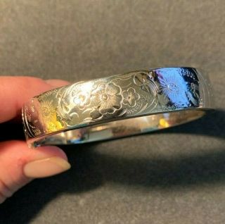 Binder Brothers Antique Sterling Silver Art Deco Engraved Bangle Bracelet