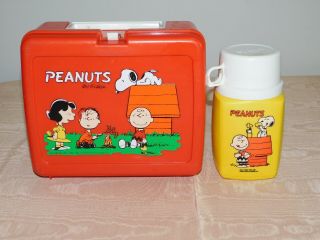 Vintage Charlie Brown Peanuts Snoopy Plastic School Lunchbox With Thermos