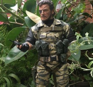 Metal Gear Solid V Phantom Pain Venom Snake Figure 1/6 Scale