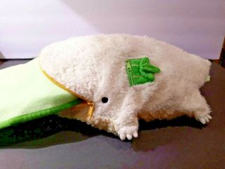 San - X Nagomimakuri Rare White Fluffy 17 " With Blanket & Storage Mouth