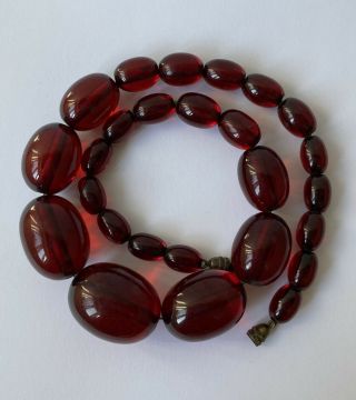 Art Deco Translucent Cherry Amber Bakelite Bead Necklace 40 Grams -