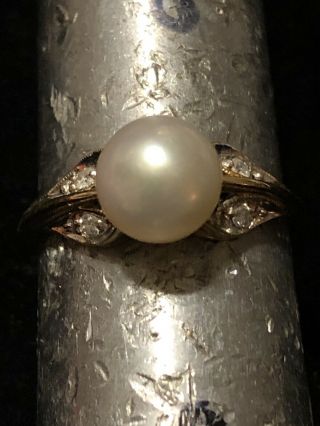14k White Gold 8mm Pearl And Diamond Ring Size 7.  Cute Estate Pearl Ring
