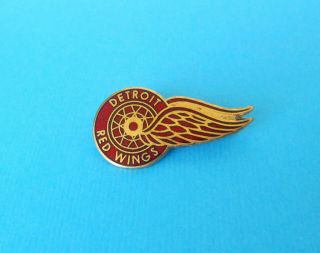 Detroit Red Wings - Usa Ice Hockey Club Old Enamel Pin Nhl League
