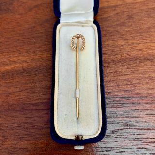 14k Yellow Gold Stick Pin: Horseshoe W/ Seed Pearls