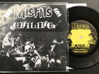 Misfits - 7” Vinyl Unofficial Fan Club - Evilive Fiend Club Edition.