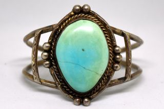 Vintage Native American Sterling Silver And Turquoise Bracelet