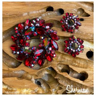 Sherman “wreath” Brooch/earrings Ab Siam/siam/light Siam Japanned.
