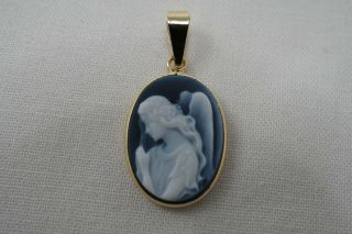 14k Yellow Gold Pendant,  Blue Agate Angel Cameo,  2g