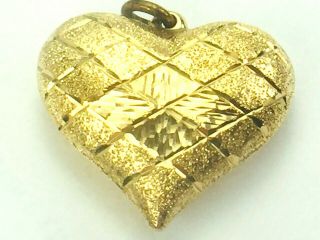14k Yellow Gold Florentine Puffy Heart With Diamond Cut Etching Charm 2.  6gm,