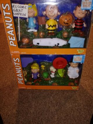 Playing Mantis 2002 Peanuts Its The Great Pumpkin Charlie Brown 2 Boxes