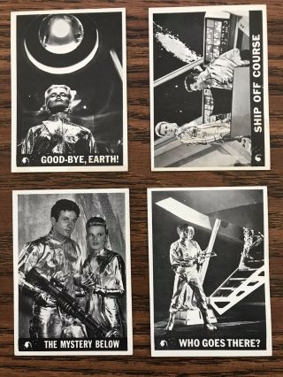 1966 Topps Lost In Space (8) Different Trading Cards