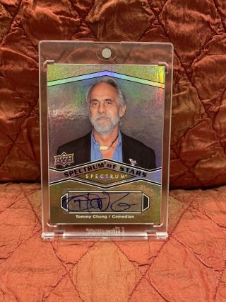 Rare 2009 Upper Deck Spectrum Of Stars Tommy Chong Gold Auto Autograph Card