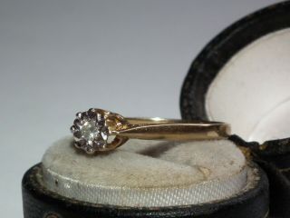 Looking,  Vintage Solid 9ct Gold & Natural Diamond Set Solitaire Ring 3