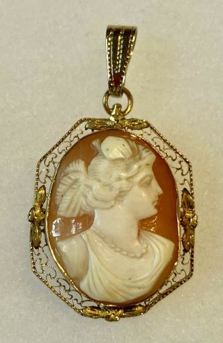 Antique Victorian 10 Kt Yellow Gold Filigree Shell Cameo Pin Brooch Pendant