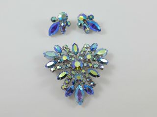 Lovely Sparkling Sherman Blue Aurora Borealis Brooch And Clip Earrings