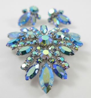Lovely Sparkling Sherman Blue Aurora Borealis Brooch and Clip Earrings 2