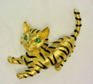Signed Trifari Ark Series Tiger Cat Figural Brooch Pin Gold Black Green Eyes 2