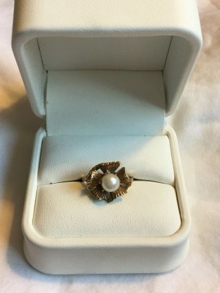 Vintage Estate 14k Yellow Gold Ring Flower Pedals With Pearl Center