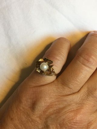 Vintage Estate 14K Yellow Gold Ring Flower Pedals With Pearl Center 3
