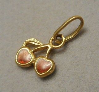 Vintage Italian 18K Yellow Gold Charm - Tiny Red Enameled Cherries 1.  1g 3