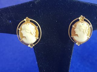 Elegant Pair Late 19th Cent 9ct Solid Gold Cameo Screw Back Earrings