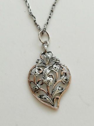 A Victorian Art Nouveau Silver & Gold Fronted Pendant Necklace