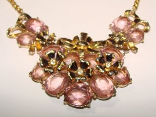 VINTAGE CORO PINK RHINESTONE GOLD TONE BOW EARLY NECKLACE 16.  5 