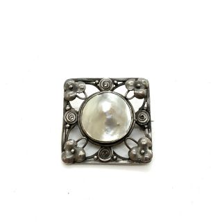 Antique Arts And Crafts Sterling Silver Mabe Pearl Brooch 134