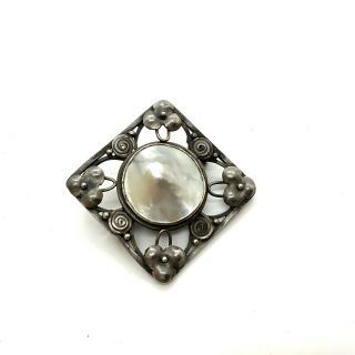 Antique Arts and Crafts Sterling Silver Mabe Pearl Brooch 134 2