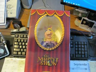 The Muppet Show Miss Piggy Collectable Polystone Bus,  Never Opened