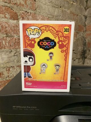Funko Pop Disney Pixar COCO Miguel GITD 303 - Toys R Us Exclusive S&H USA 3