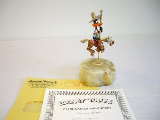 Ron Lee “daffy Duck” Warner Brothers Looney Tunes Carousel Sculpture - 1996 -