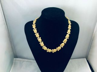 VTG.  UNMARKED MONET TEXTURED GOLD TONE CHUNKY NECKLACE 2
