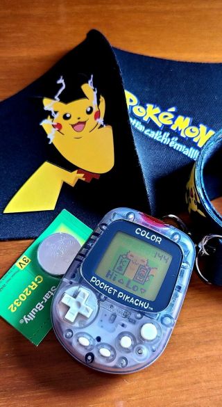 Nintendo Pocket Pikachu Color 1998 [ Tamagotchi]
