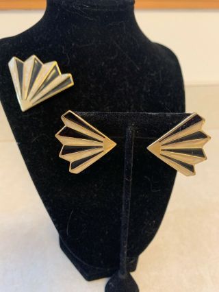 Vintage Monet Gold Tone Black White Enamel Fan Design Brooch & Earrings Set 2