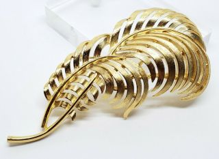 Large Vintage Signed Trifari Gold Rhodium Plate Modernist Feather Brooch Pin