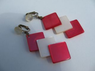 Vintage Retro Red White Moon Glow Thermoset Lucite Square Dangle Clip Earrings