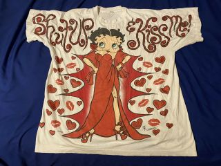 Vintage 1996 Betty Boop All Over Graphic Shut Up And Kiss Me T Shirt Size Xl