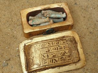 Rare Antique Ancient Egyptian Jewelry Box 21 Scarabs,  7 Ushabtis 1730 Bc