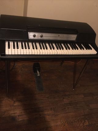 Vintage Wurlitzer Electric Piano Model 200a