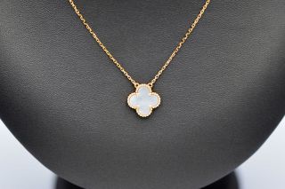 $2540 Van Cleef & Arpels Vintage Alhambra 18k Yg Mother Of Pearl Clover Necklace