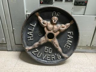 VINTAGE ZUVER HALL OF FAME GYM 50LB WEIGHT PAIR 2