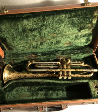 Mon Deal Player Has Thevibe Vintage Martin Committee Trumpet Orig Case