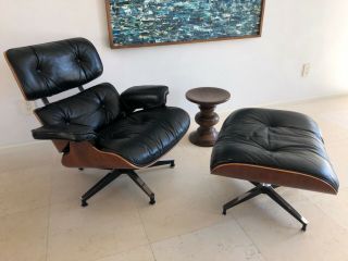 Vintage Herman Miller Eames Rosewood Lounge Chair And Ottoman