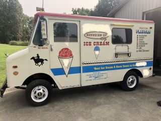All Aluminum Vintage 1975 International Step Van Ice Cream Truck